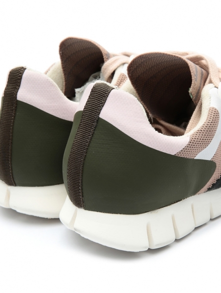 SNEAKERSY SOYA FISH