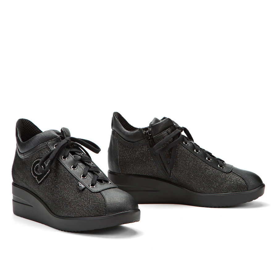 SNEAKERSY RUCO LINE