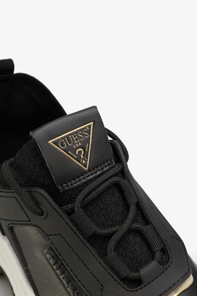 SNEAKERSY GUESS