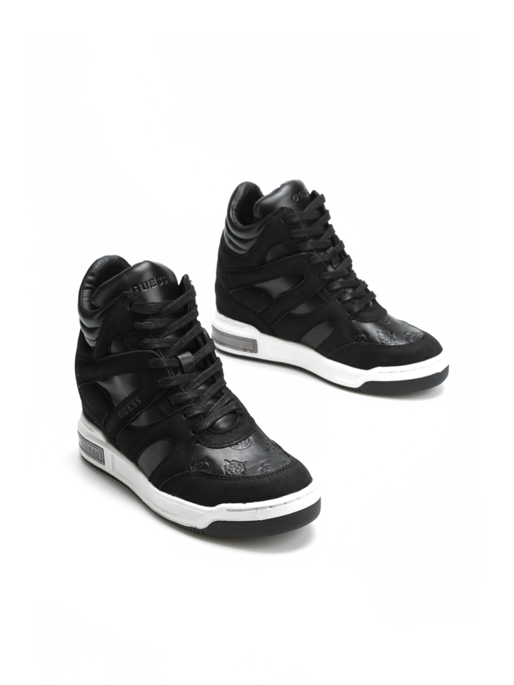  SNEAKERSY GUESS
