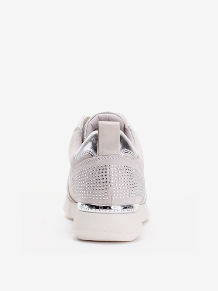 SNEAKERSY UMA PARKER