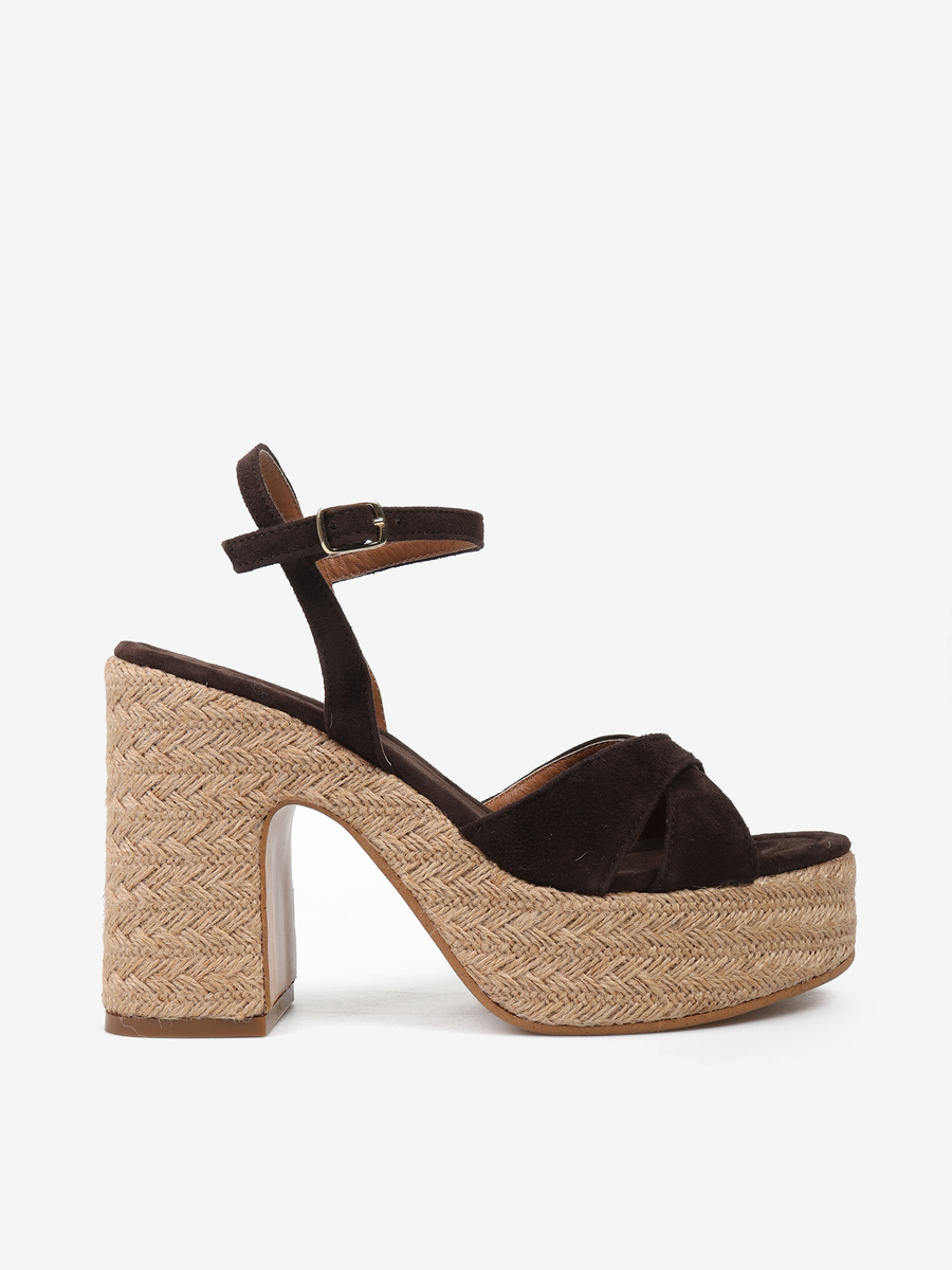 Buty UGG. Nietuzinkowe modele na 2025 - HEGO'S Milano