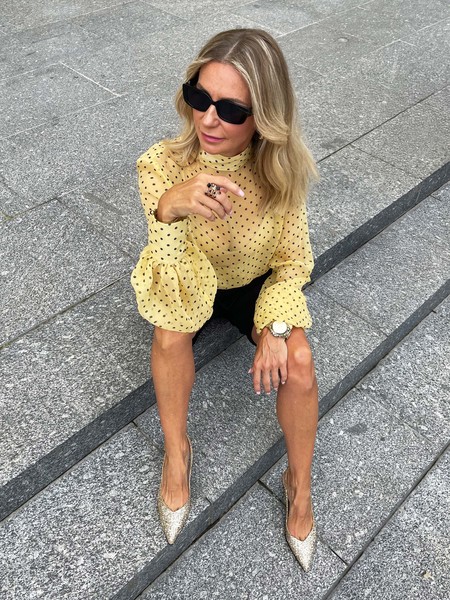 SZPILKI HEGO'S Milano