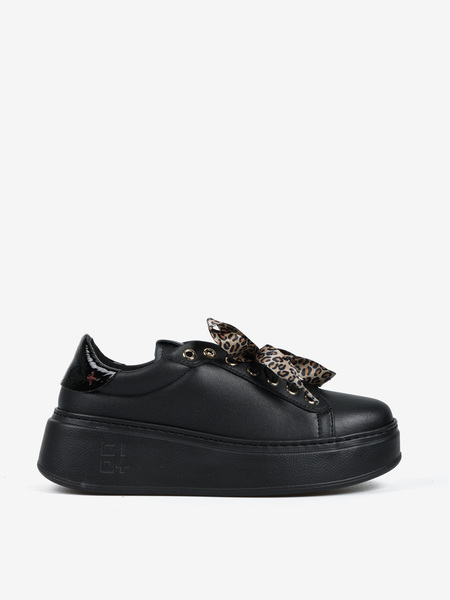 SNEAKERSY GIO+