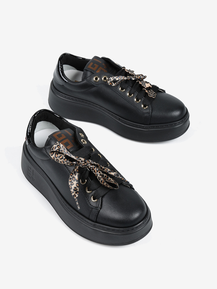 CZARNE SNEAKERSY GIO+