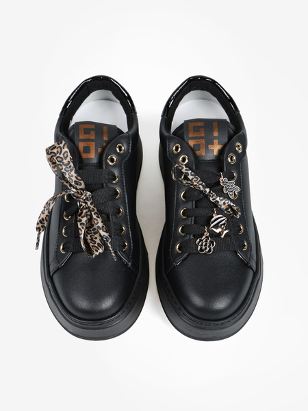 SNEAKERSY GIO+