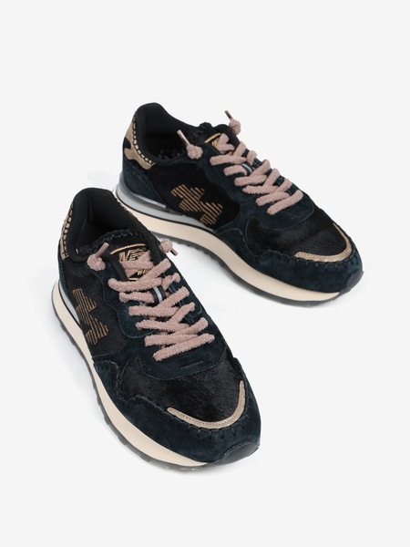SNEAKERSY MRP