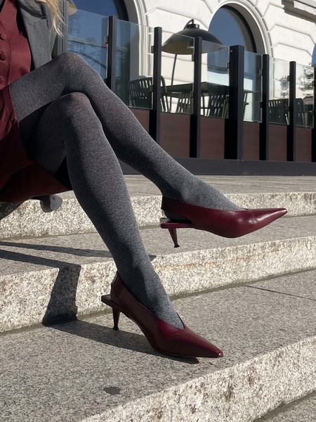 SZPILKI HEGO'S MILANO