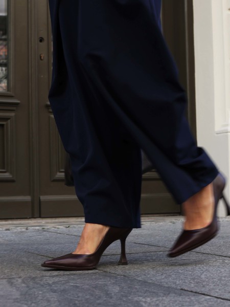 SZPILKI HEGO'S MILANO