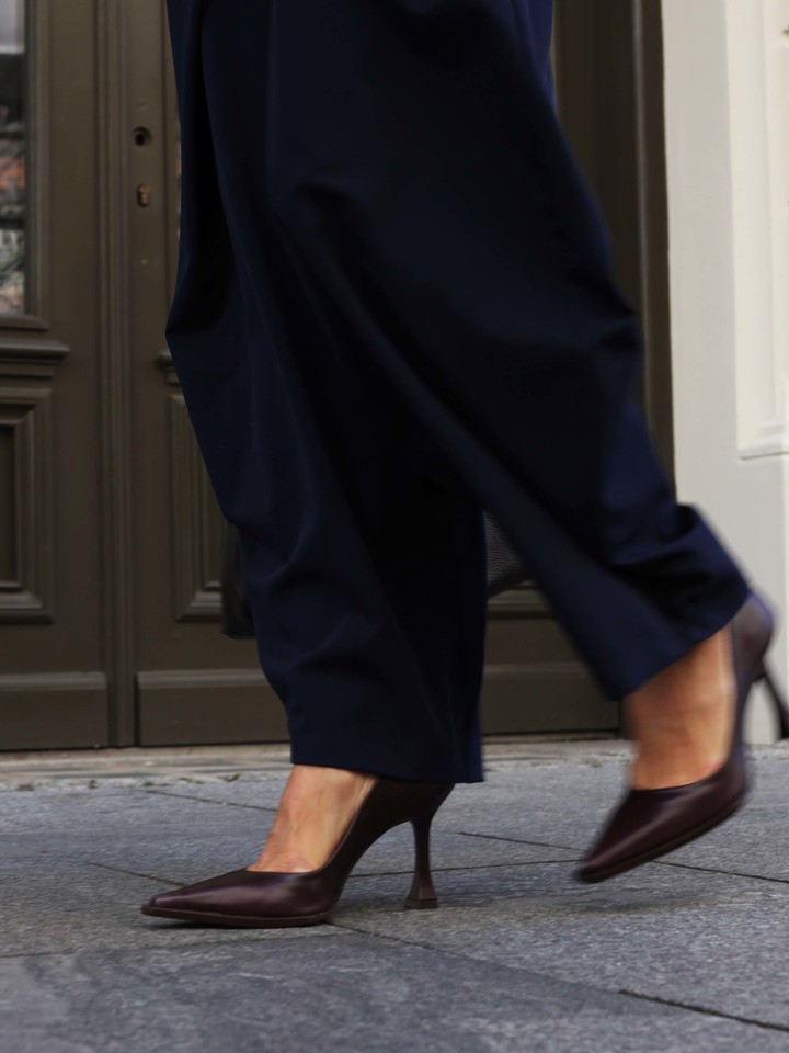 BRĄZOWE SZPILKI HEGO'S MILANO