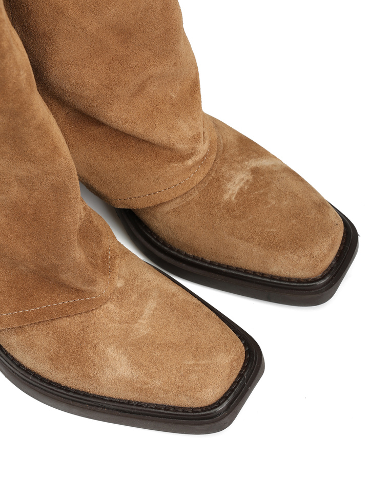 ZAMSZOWE BOTKI HEGO'S MILANO