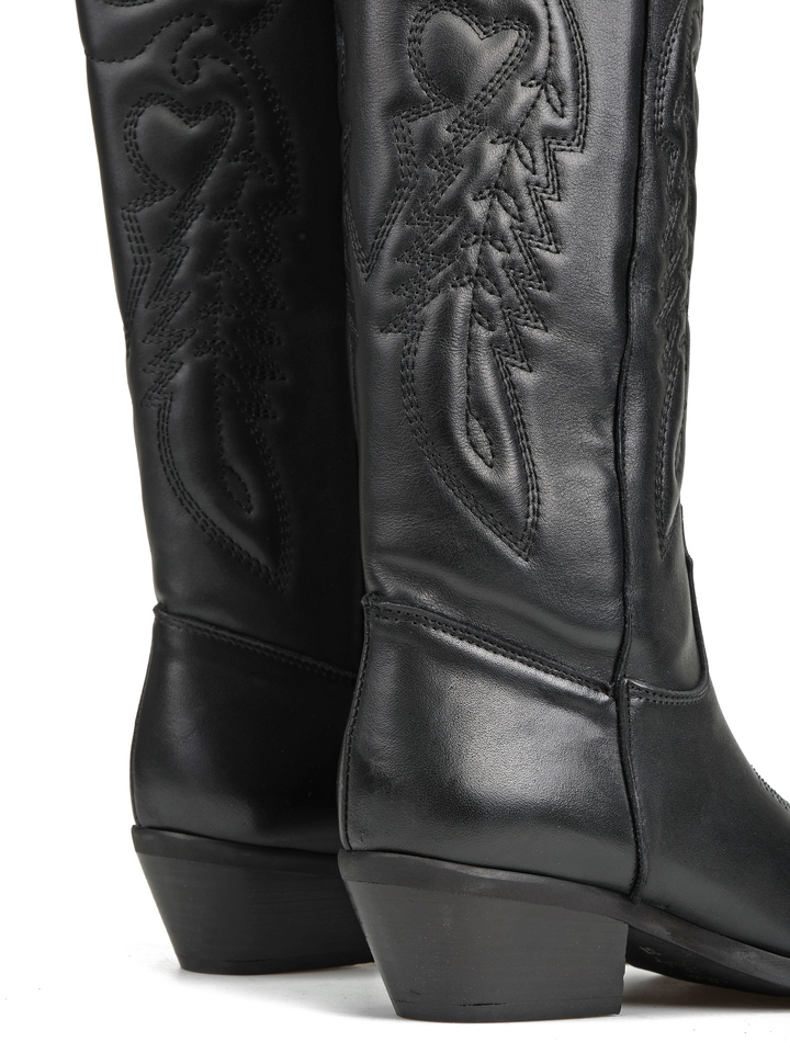 CZARNE KOWBOJKI HEGO'S MILANO