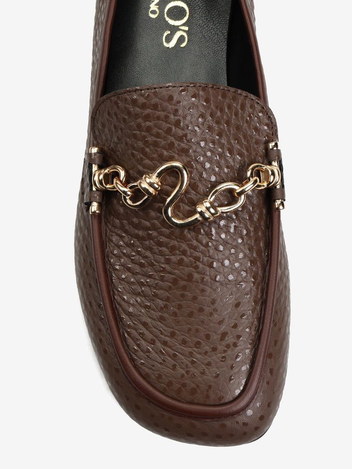 BRĄZOWE MOKASYNY Z OZDOBNYM ŁAŃCUCHEM HEGO'S Milano