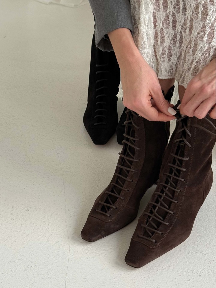 ZAMSZOWE BOTKI NA NISKIM OBCASIE HEGO'S MILANO