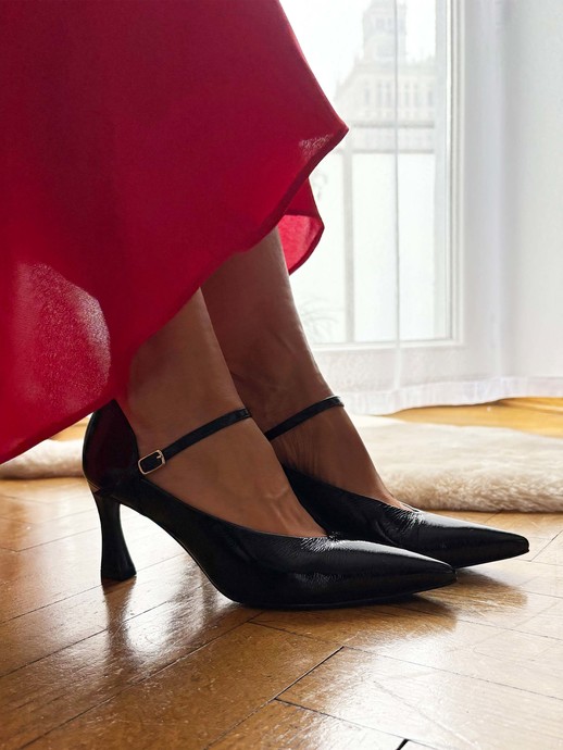 SZPILKI HEGO'S Milano 2614-A1 GLOSSY PRETO