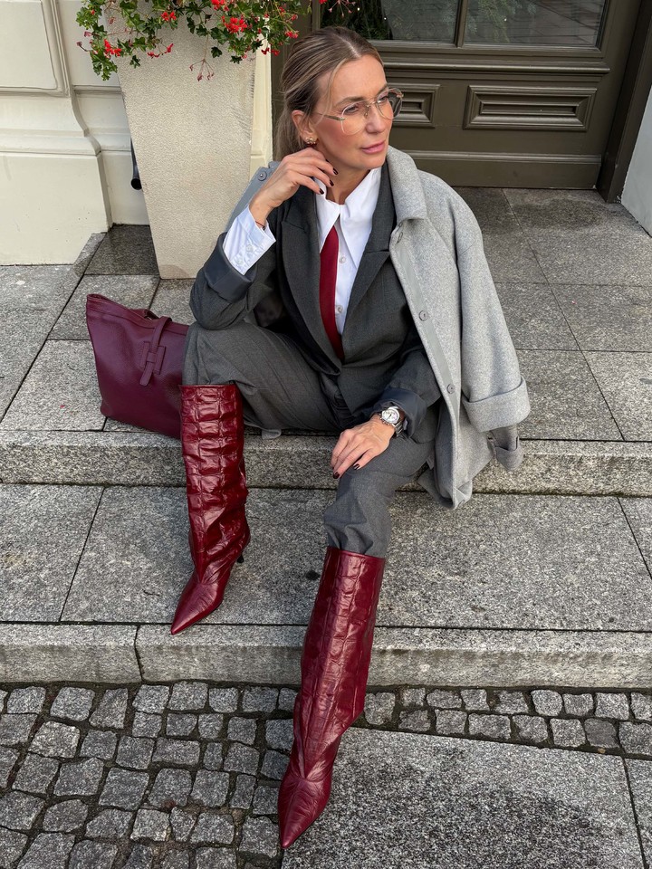 BORDOWE KOZAKI Z TŁOCZONEJ SKÓRY HEGO'S MILANO