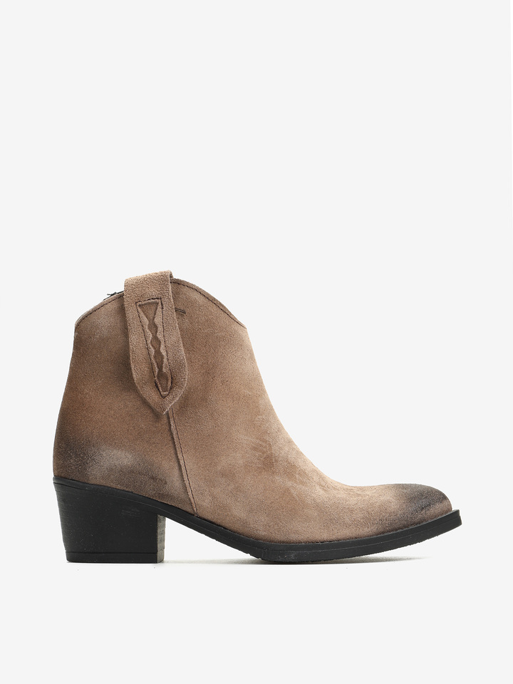 ZAMSZOWE KOWBOJKI HEGO'S MILANO