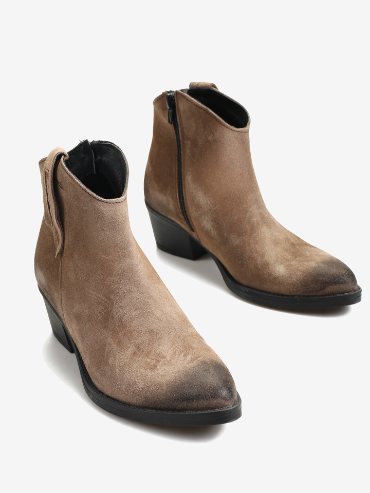 ZAMSZOWE KOWBOJKI HEGO'S MILANO