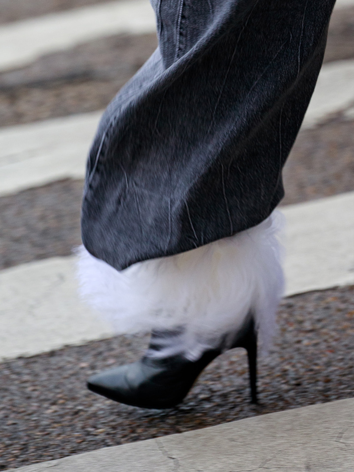 SZYKOWNE BOTKI HEGO'S Milano