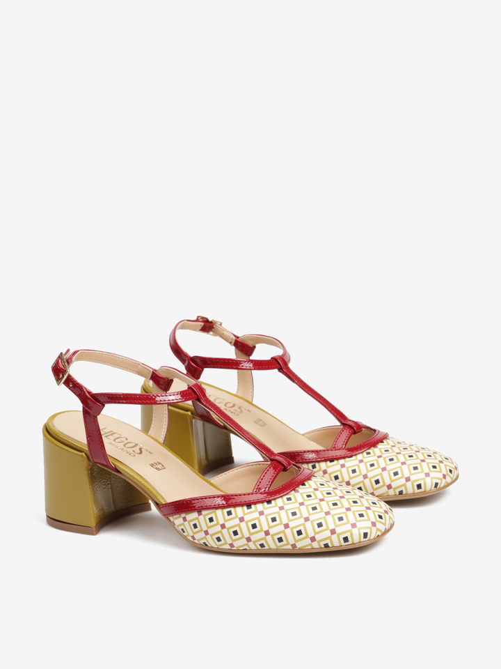 CZÓŁENKA  Z ODKRYTĄ PIĘTĄ HEGO'S MILANO