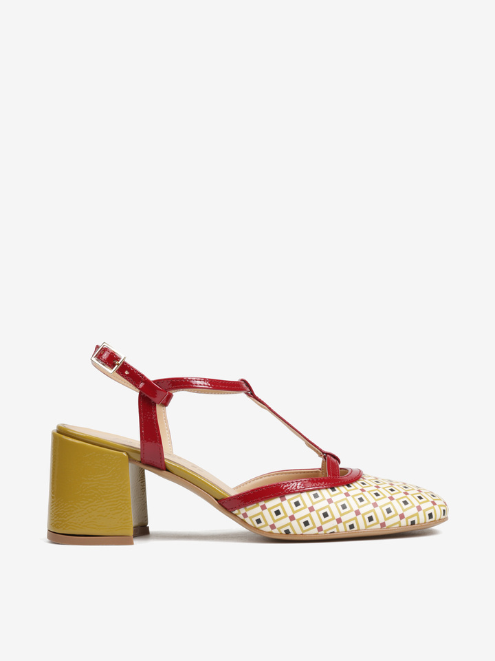 CZÓŁENKA  Z ODKRYTĄ PIĘTĄ HEGO'S MILANO