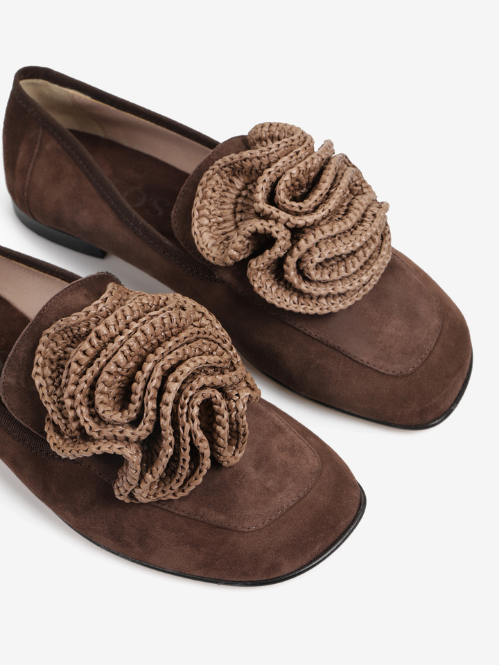 BRĄZOWE MOKASYNY Z KWIATEM HEGO'S MILANO