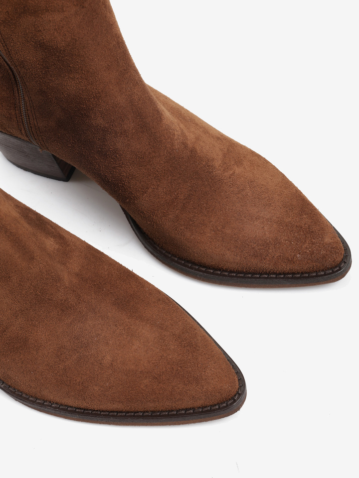 KOWBOJKI Z FRĘDZLAMI HEGO'S MILANO