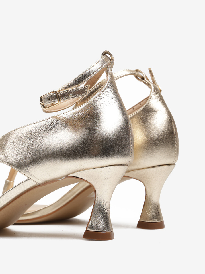 SANDAŁY Z ZAKRYTĄ PIĘTĄ HEGO'S MILANO