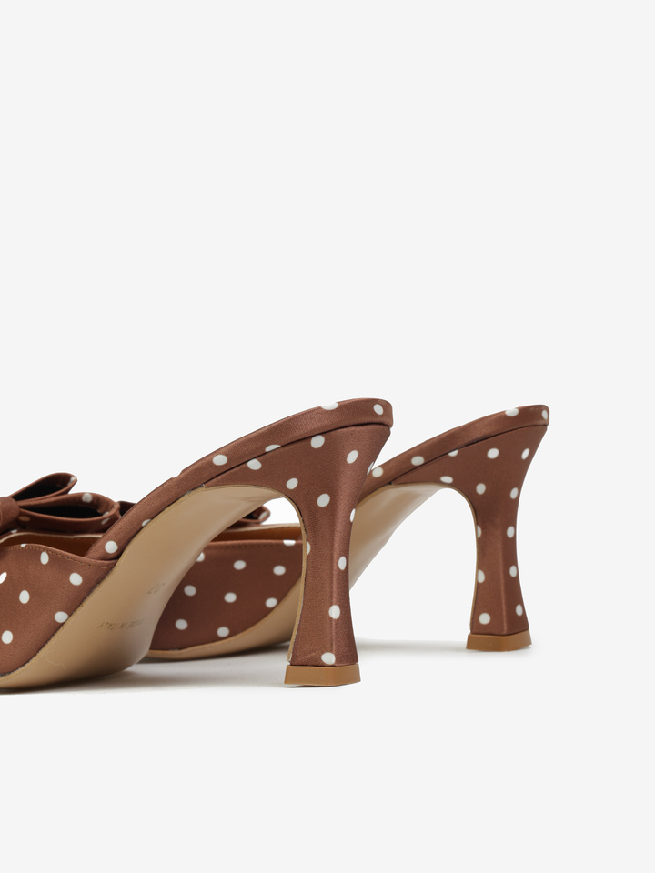 KLAPKI NA OBCASIE  HEGO'S MILANO