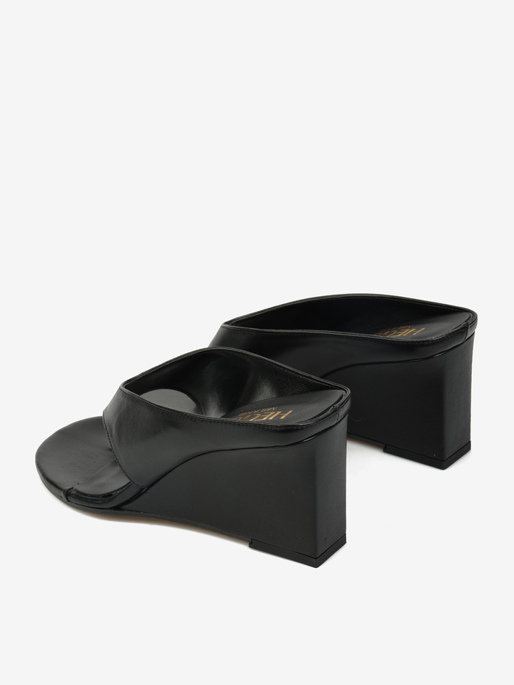 CZARNE KLAPKI HEGO'S Milano