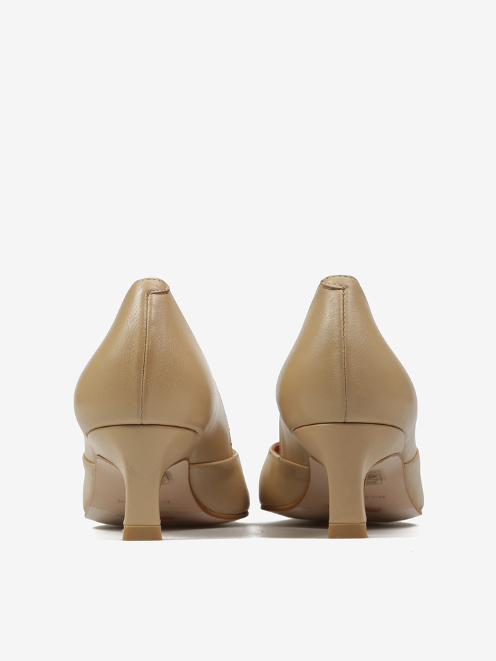 BEŻOWE SZPILKI HEGO'S Milano