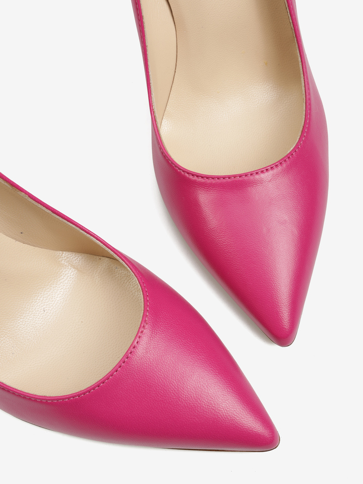 SZPILKI HEGO'S Milano