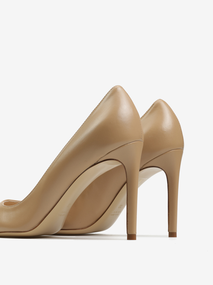 SKÓRZANE SZPILKI HEGO'S Milano