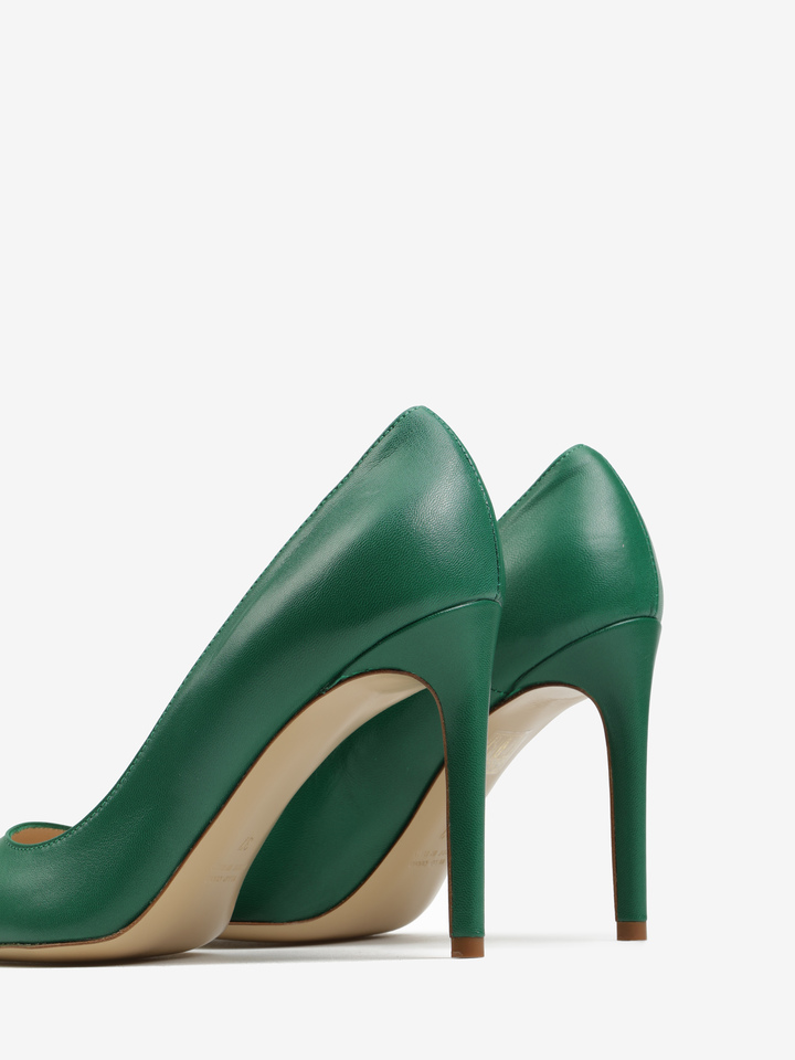 SZPILKI HEGO'S Milano