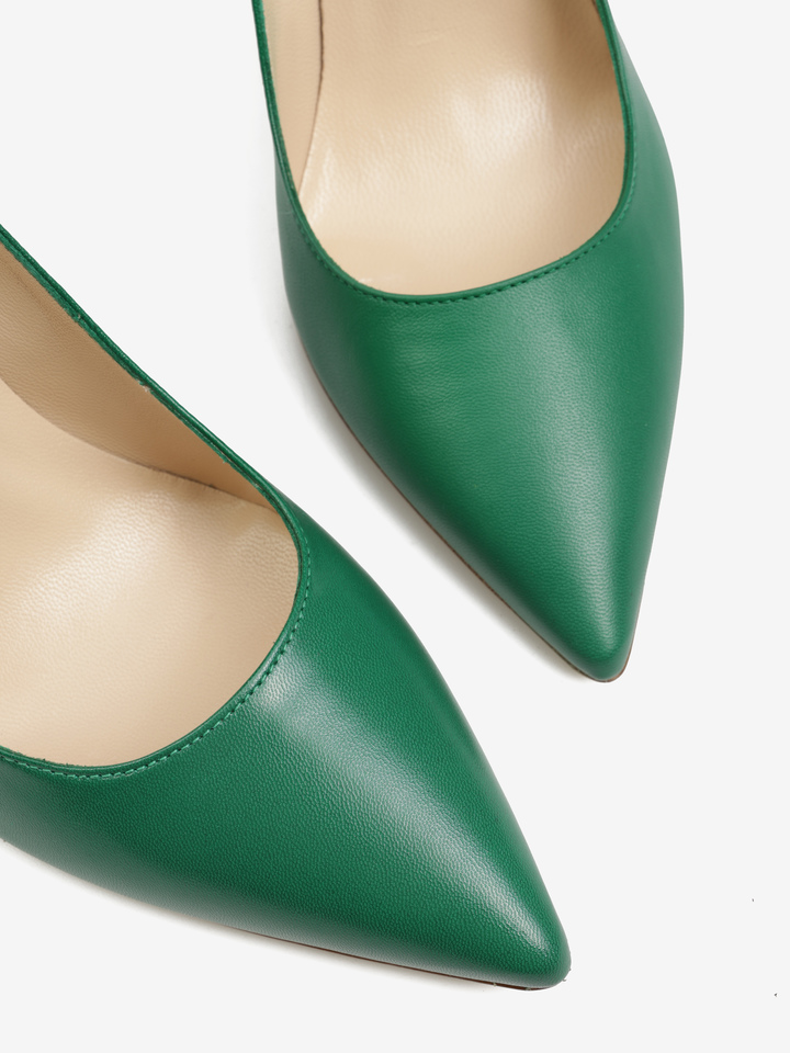 SZPILKI HEGO'S Milano