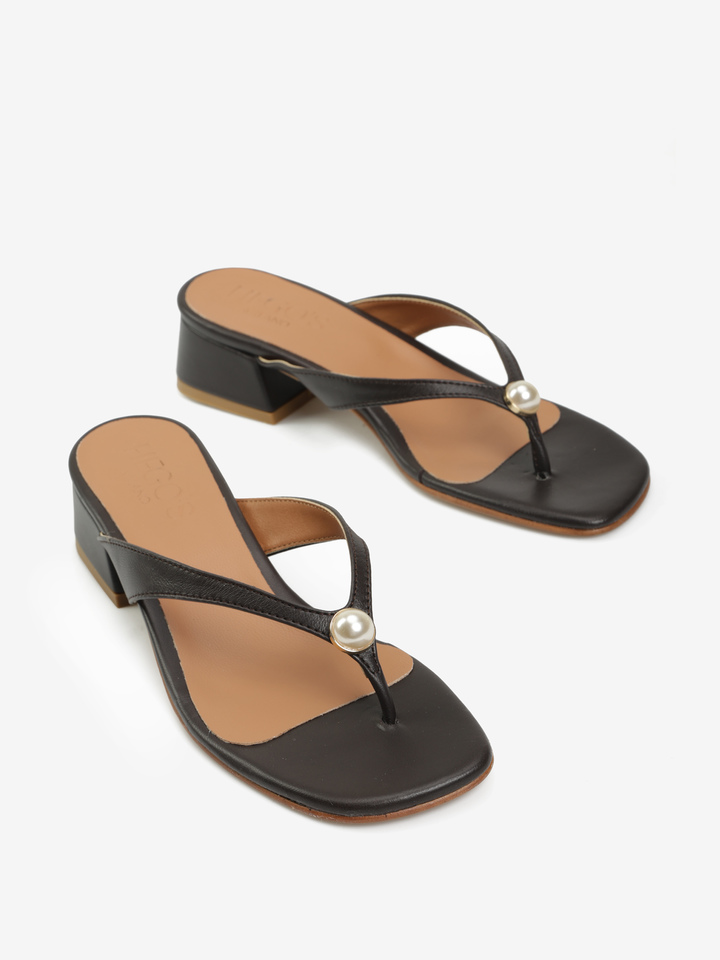 KLAPKI Z OZDOBĄ HEGO'S Milano