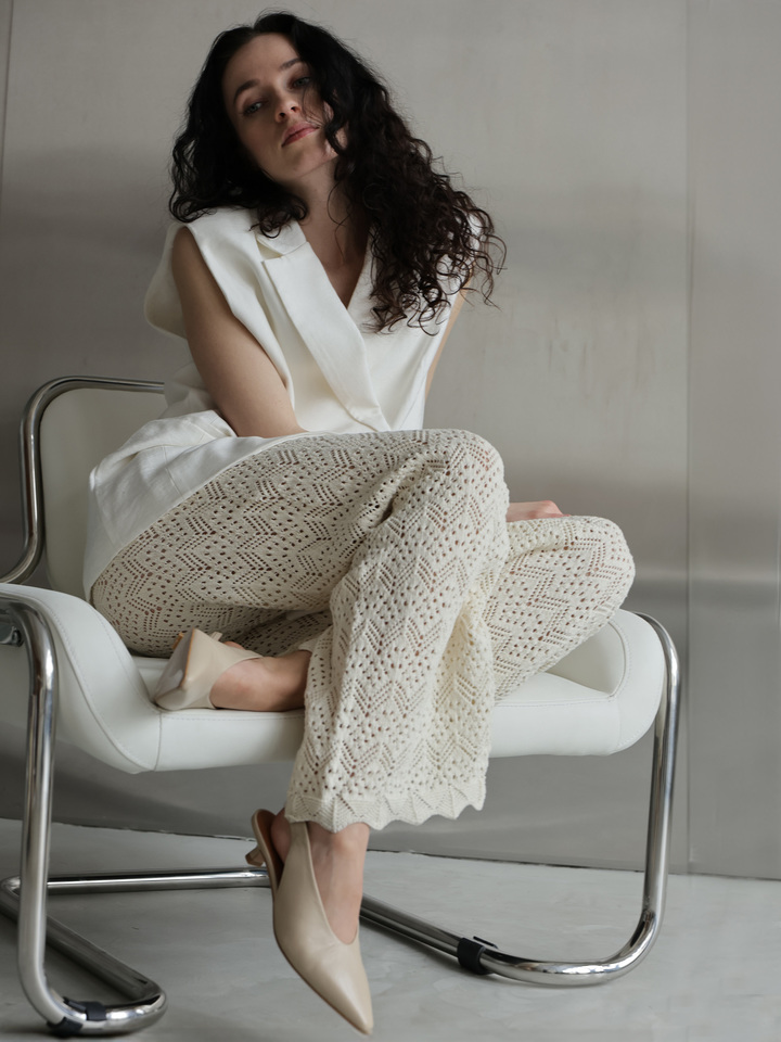 SZPILKI NA NISKIM OBCASIE HEGO'S Milano