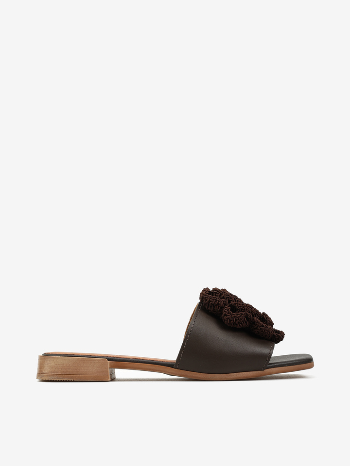 KLAPKI Z KWIATEM HEGO'S Milano