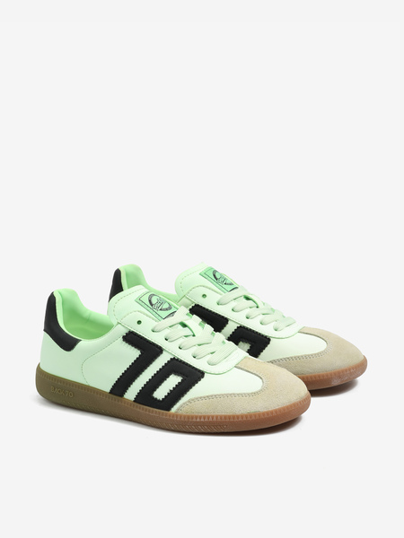 SNEAKERSY BACK70