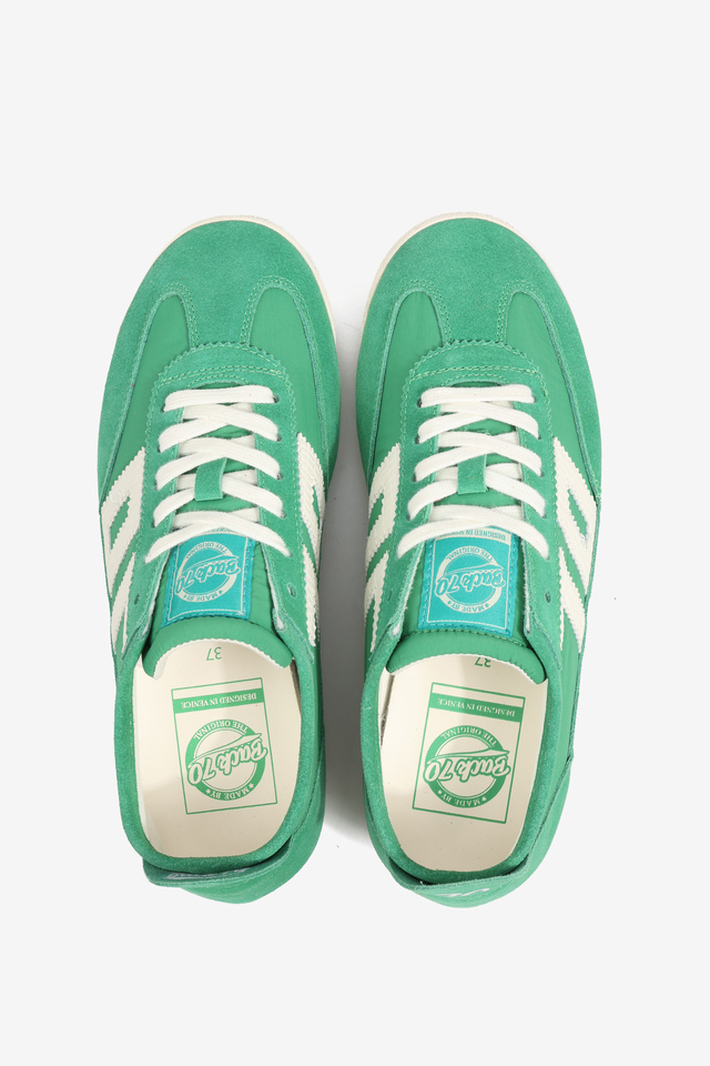 SNEAKERSY BACK70