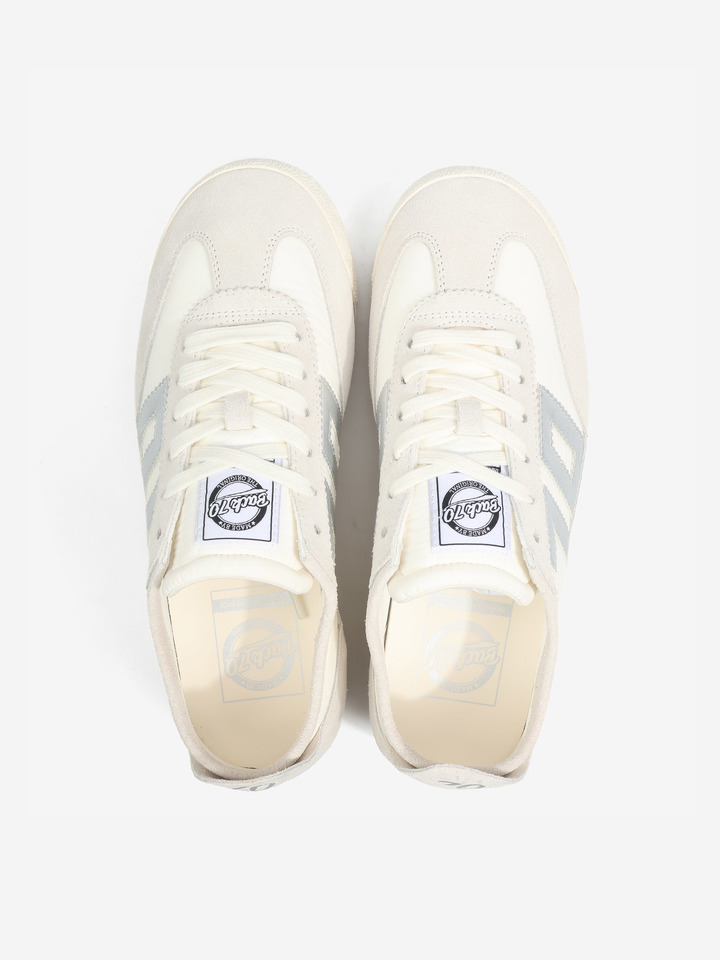 SNEAKERSY BACK70
